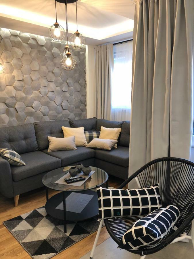 Family & Business Sauna Apartments Rynek Centrum Downtown - 2 Bedroom With Private Sauna, Balcony, Parking Kielce Exterior foto