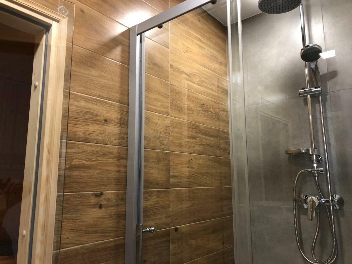 Family & Business Sauna Apartments Rynek Centrum Downtown - 2 Bedroom With Private Sauna, Balcony, Parking Kielce Exterior foto