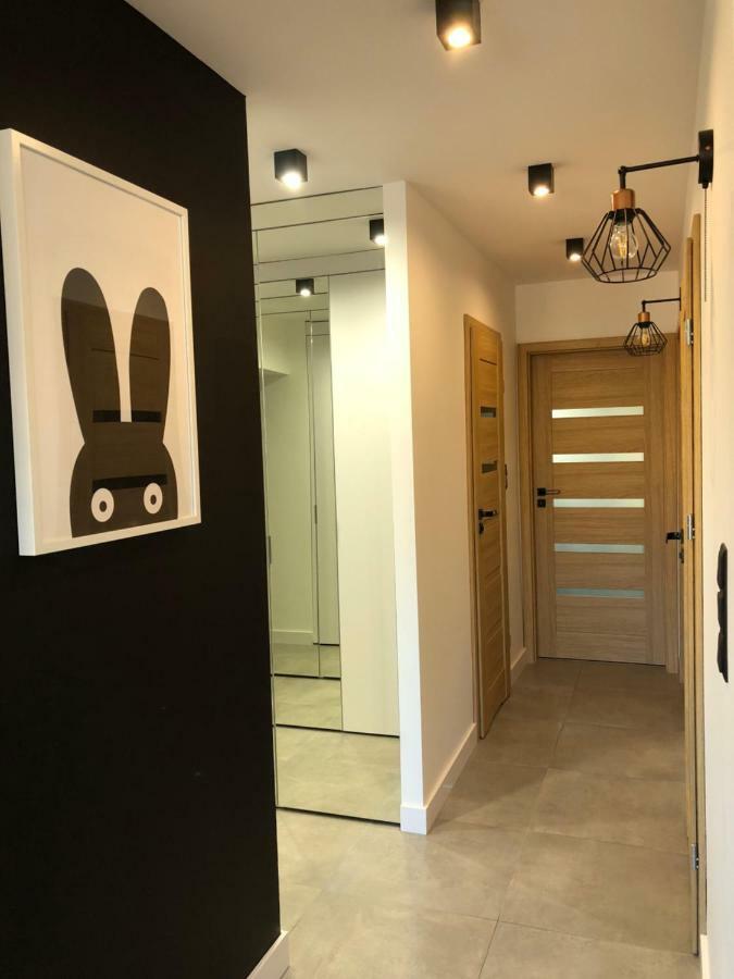 Family & Business Sauna Apartments Rynek Centrum Downtown - 2 Bedroom With Private Sauna, Balcony, Parking Kielce Exterior foto