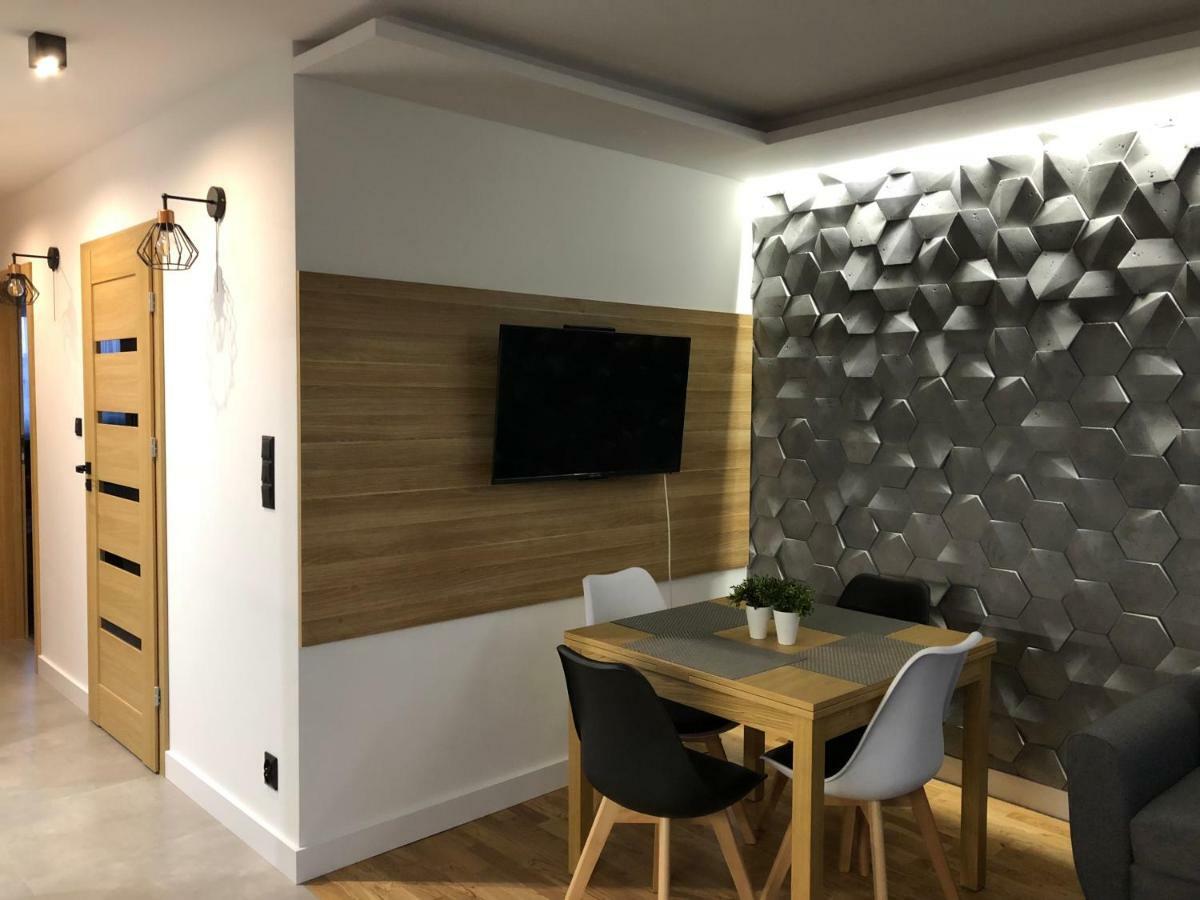 Family & Business Sauna Apartments Rynek Centrum Downtown - 2 Bedroom With Private Sauna, Balcony, Parking Kielce Exterior foto