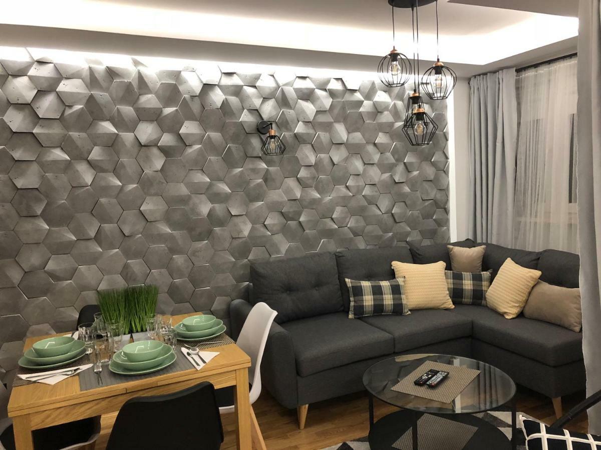 Family & Business Sauna Apartments Rynek Centrum Downtown - 2 Bedroom With Private Sauna, Balcony, Parking Kielce Exterior foto