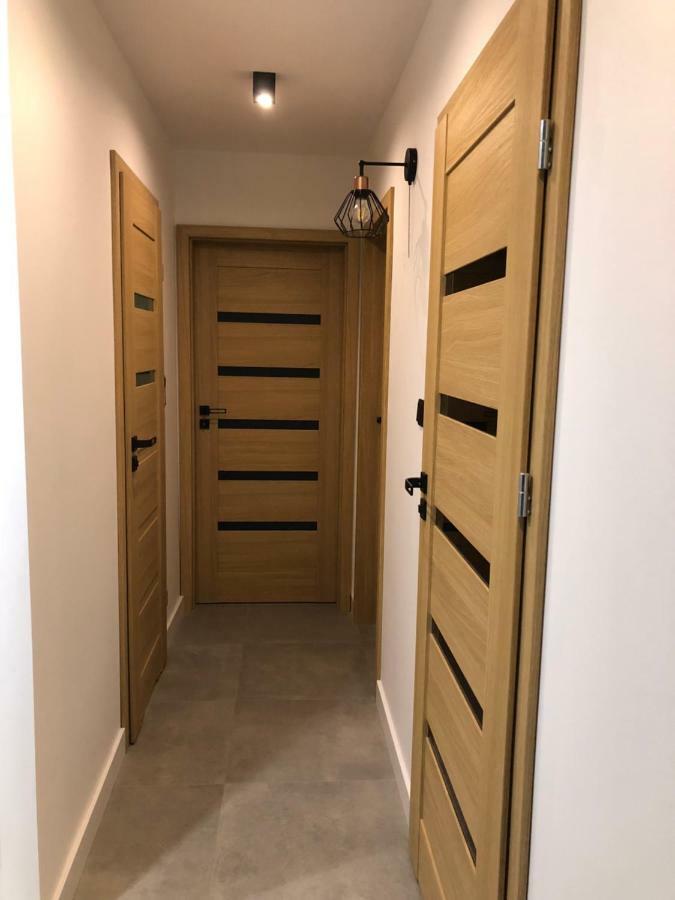 Family & Business Sauna Apartments Rynek Centrum Downtown - 2 Bedroom With Private Sauna, Balcony, Parking Kielce Exterior foto