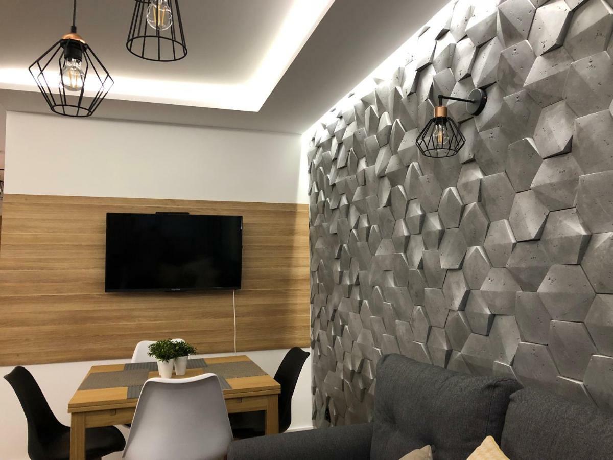 Family & Business Sauna Apartments Rynek Centrum Downtown - 2 Bedroom With Private Sauna, Balcony, Parking Kielce Exterior foto