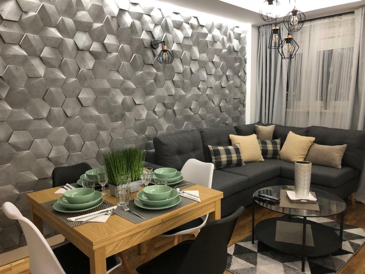 Family & Business Sauna Apartments Rynek Centrum Downtown - 2 Bedroom With Private Sauna, Balcony, Parking Kielce Exterior foto